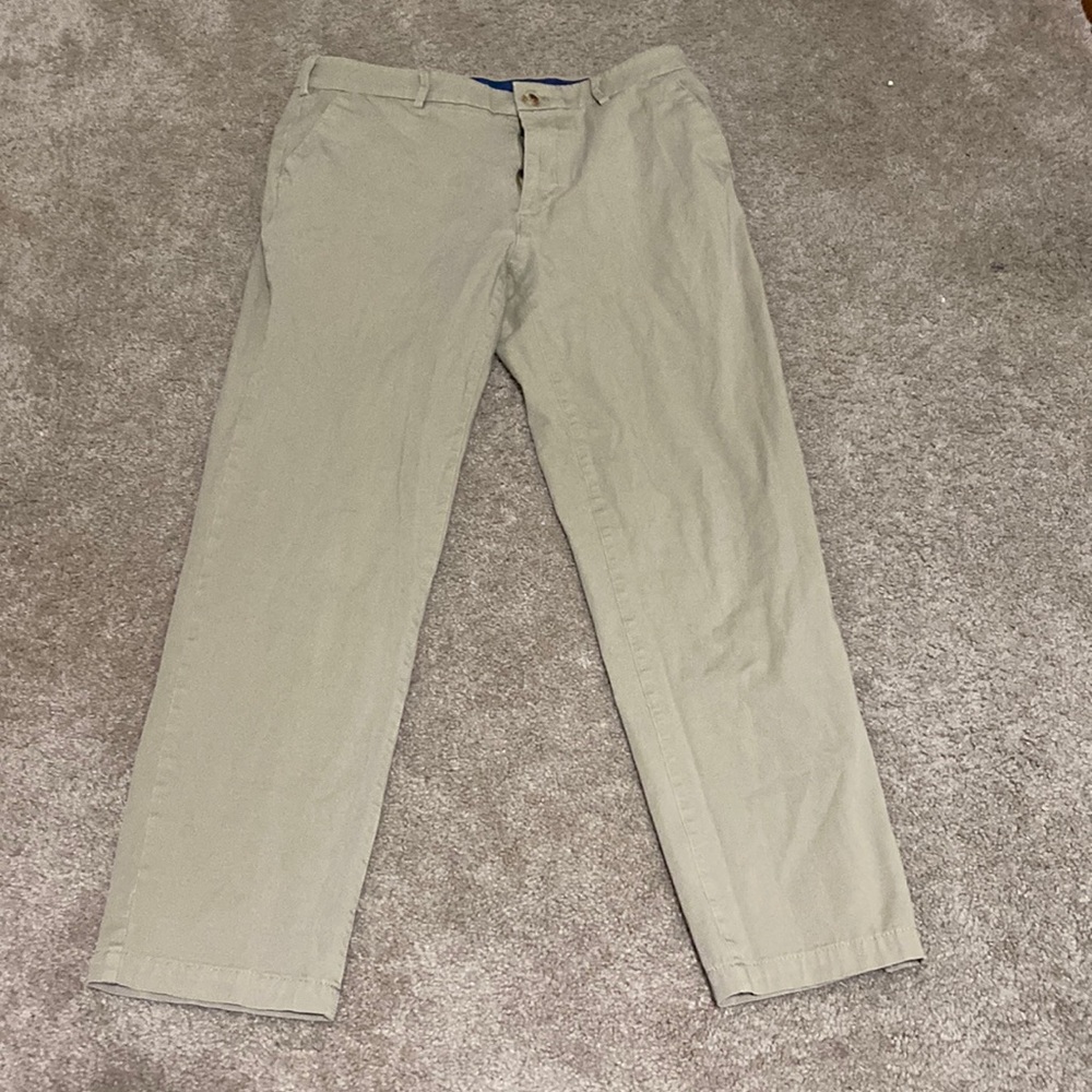 Men’s Izod Khakis